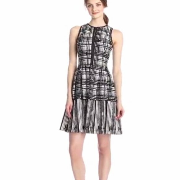 Womens Vince Camuto Black White Sleeveless Fit and Flare Scuba Dress 10 - Picture 1 of 8